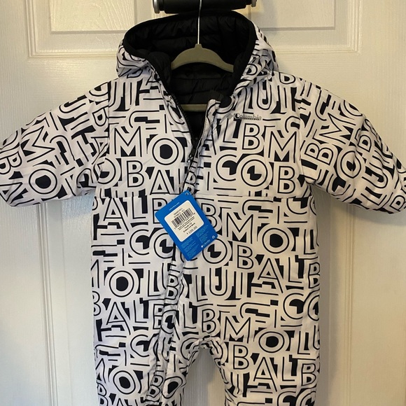NWT Columbia reversible puffer suit bunting with foot/hand muffs. Black & white. - Picture 3 of 6